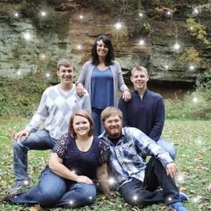 Meet your Posher, Kelly